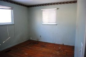 4th image of 4972 Ziegler St