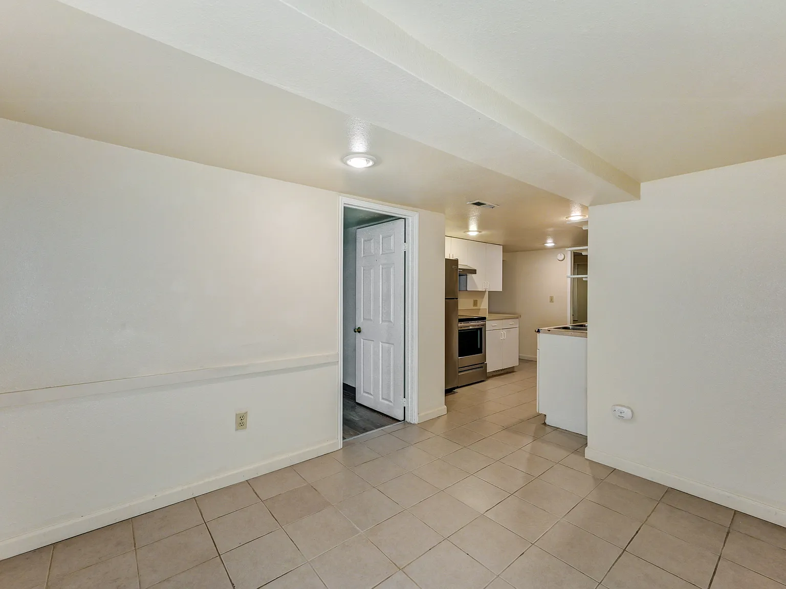 UW 4707 Brooklyn Ave NE - E (Apt5) — Photo 4