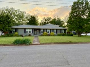 377 College Park Ct NW, Huntsville, AL 35805