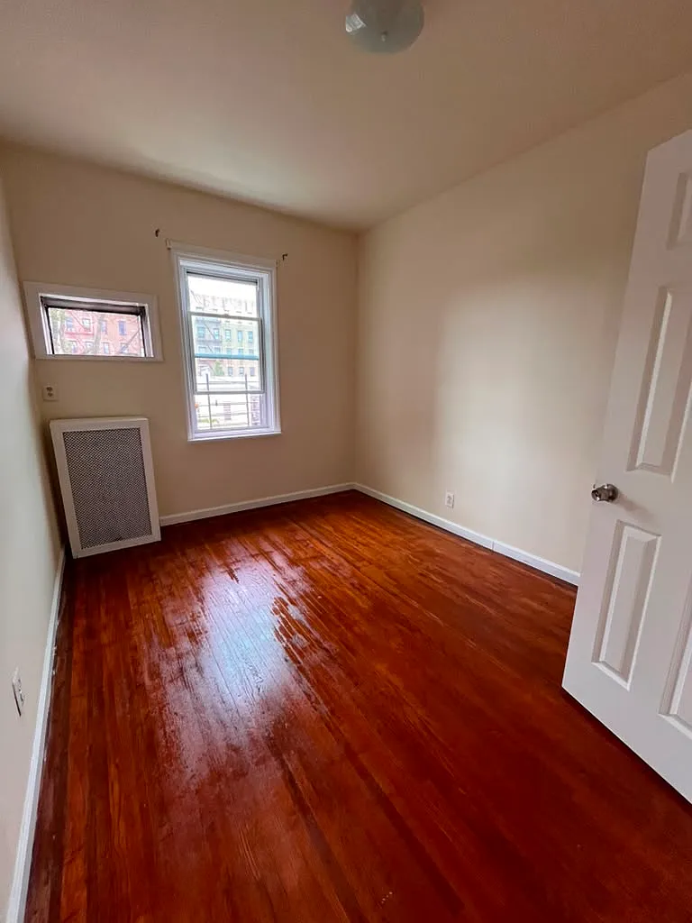 2 bed, $2,800 — Photo 2
