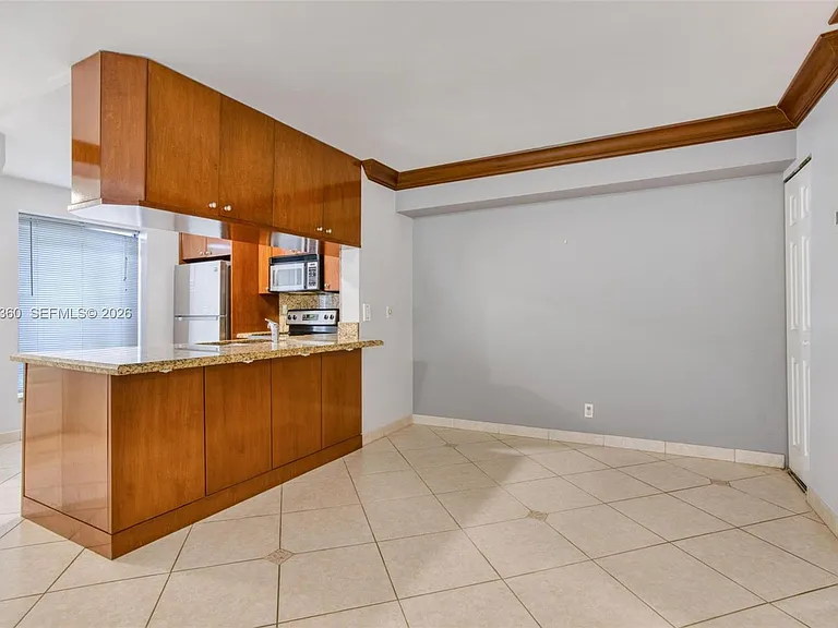 709 Gardens Dr #101 — Photo 9