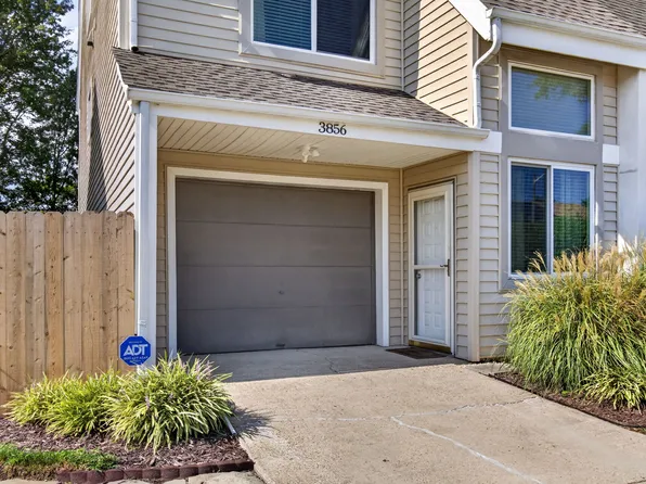 3856 Chimney Creek Dr, Virginia Beach, VA 23462