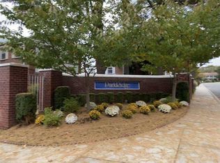 67-31 Cloverdale Ln #A, Oakland Gardens, NY 11364