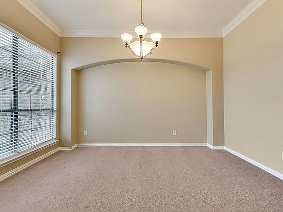 5th image of 1511 White Willow Ln