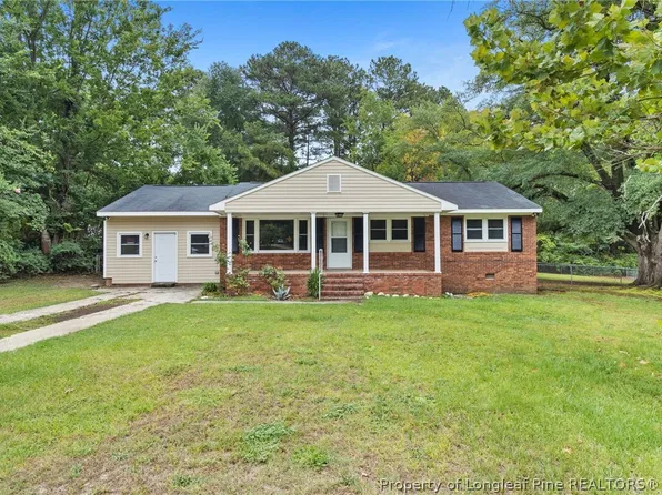 735 Hilton Dr, Fayetteville, NC 28311