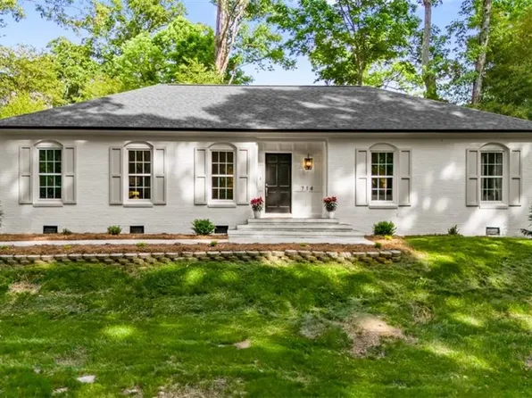 714 Edgewood Rd, Asheboro, NC 27205