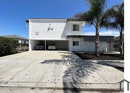 1st image of 11116 Berendo Ave APT 3
