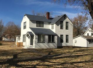 405 Fowler St, Maple Hill, KS 66507