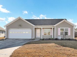 305 Rose Bud Lane, Holly Ridge, NC 28445