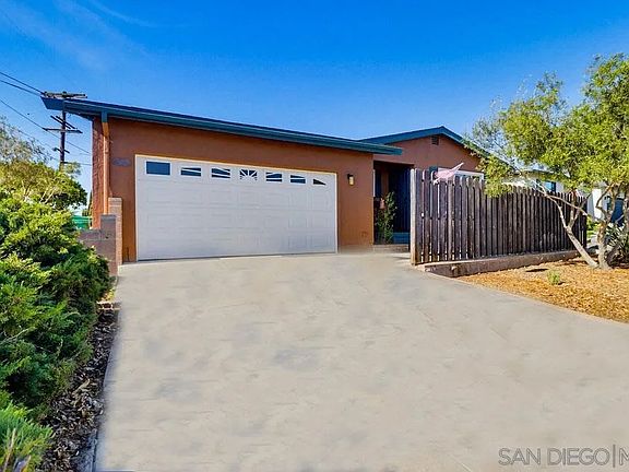 3rd image of 7402 Blix St