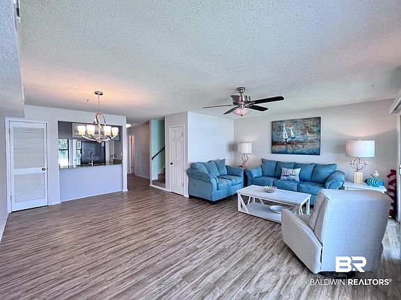 3rd image of 328 Clubhouse Dr #4-B
