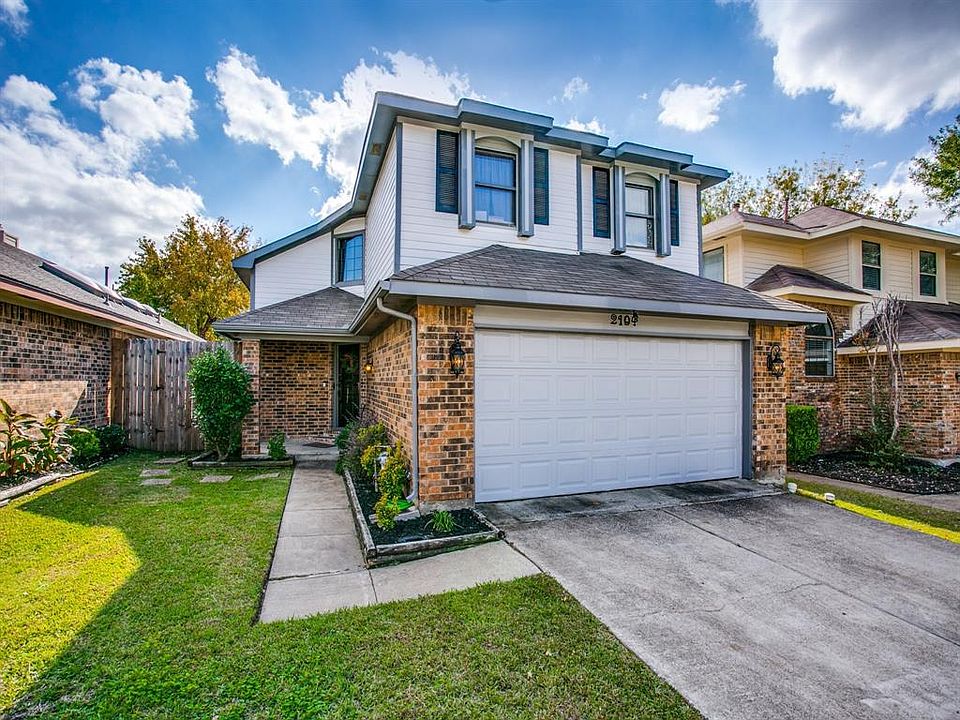 1st image of 2104 Holly Hill Ln