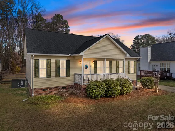 1547 Tammy Ct, Kannapolis, NC 28083