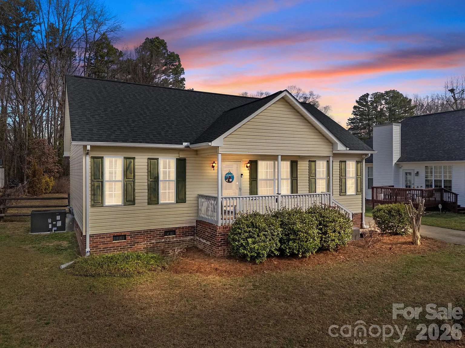 1547 Tammy Ct photo 1