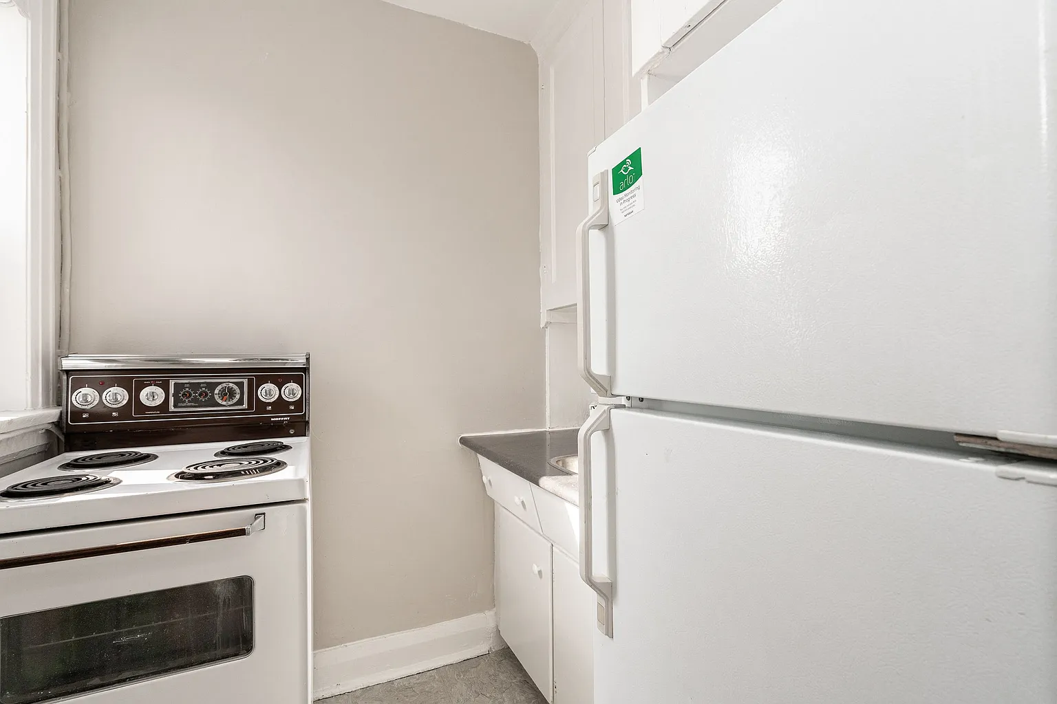143 Arlington Ave #50026B-28 photo 1