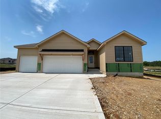 19324 Mahaffie St, Spring Hill, KS 66083