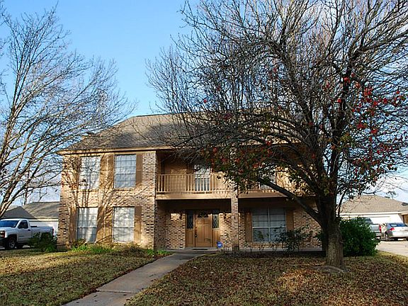 4th image of 19722 Oak Branch Ct