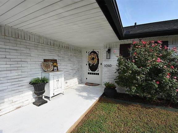 4th image of 1010 Kimberly Ct