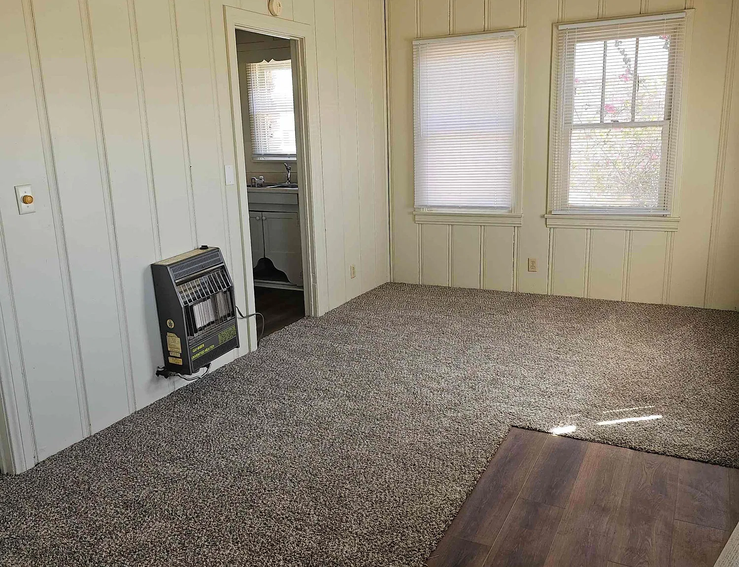 1 bed, 1.0 bath, 585 sqft, $800 — Photo 3