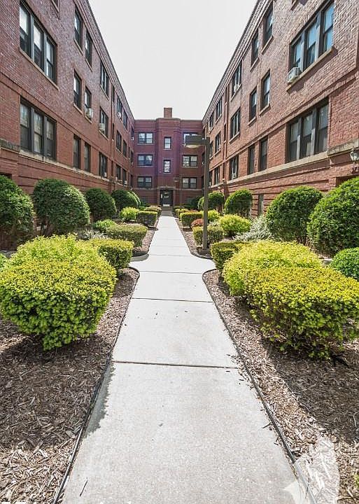 1st image of 5740 N Winthrop Ave #926