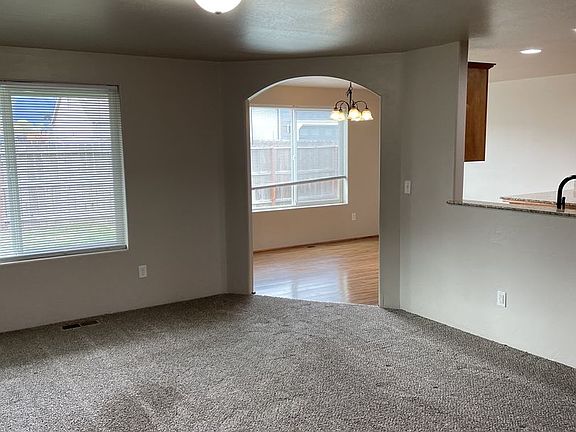 4th image of 1109 Katie Mae Dr