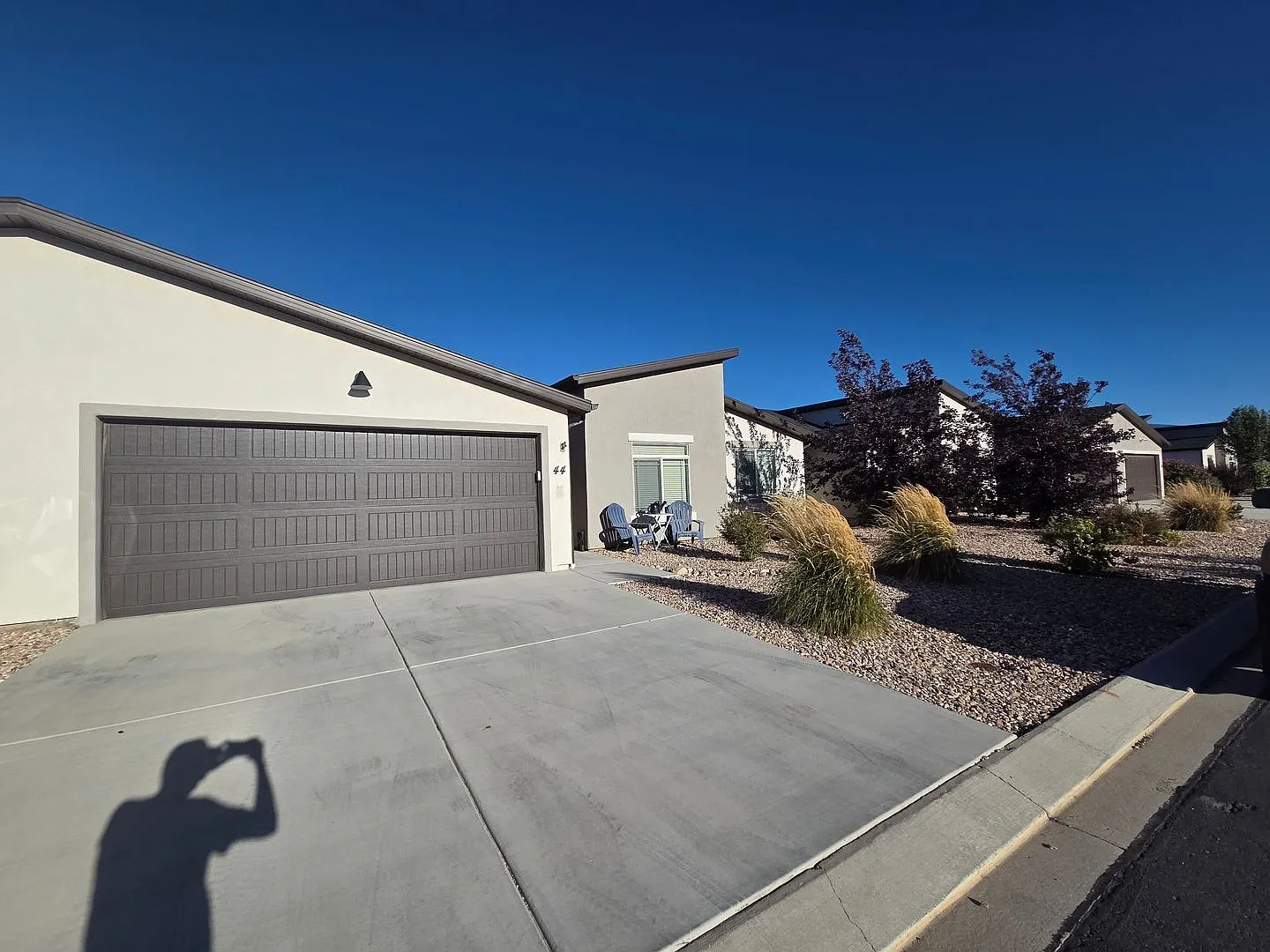 Room to Live, Space to Play 3 Bed Home with a Great Backyard — Photo 2