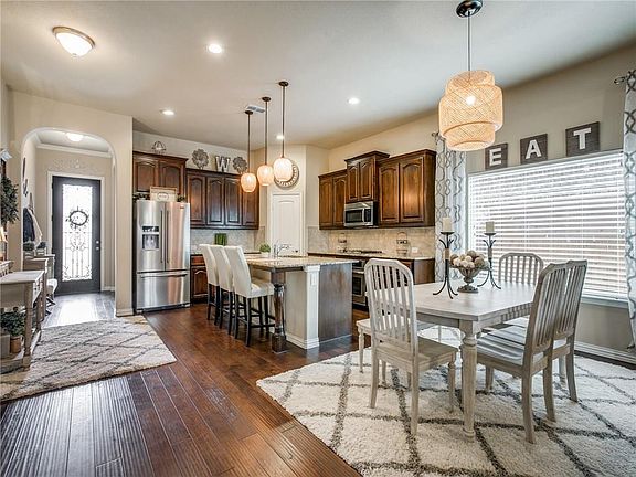 4th image of 5104 Tortola Ln
