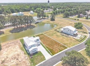 14 Charlestowne Dr #80, Cape Charles, VA 23310