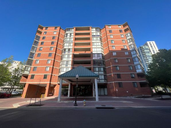 1001 N Randolph St APT 214