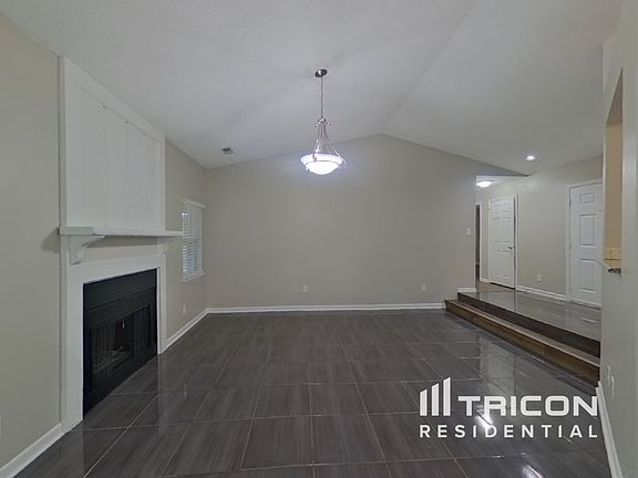 3rd image of 11528 Candlelight Ct