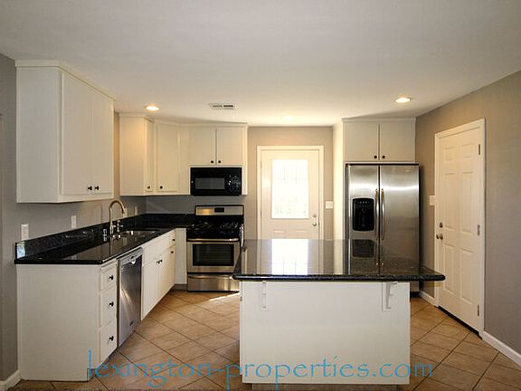 4th image of 2520 23rd Ave