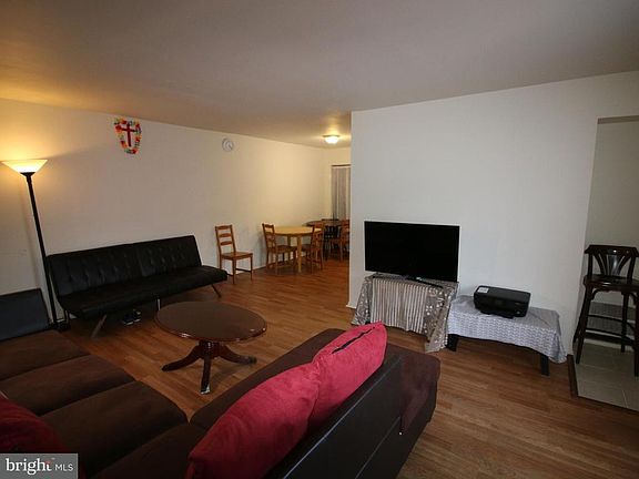 2nd image of 403 N Beauregard St APT 302
