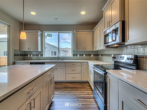 4th image of 7326 Munn Lake Drive SE #325