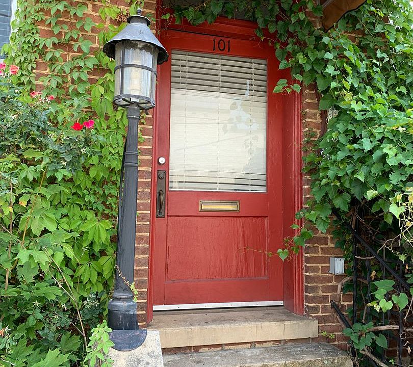 Herb House 109 Pendleton St Marion VA Zillow