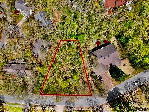 1st image of 3178 N Katherine Ave #10