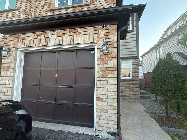 35 Hickorybush Ave — Photo 1