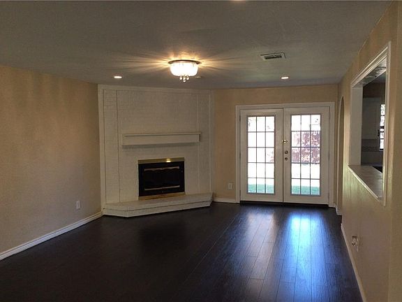 2nd image of 1905 Whitney Dr