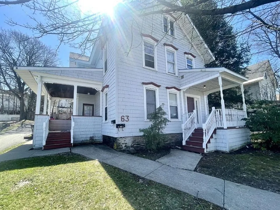 63 Groton Ave