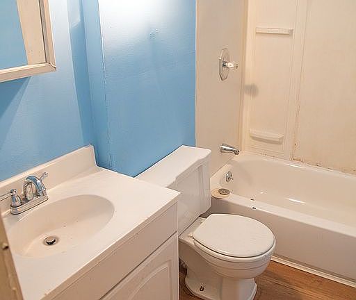 3rd image of 1116 Edison Avenue # Fl 2nd