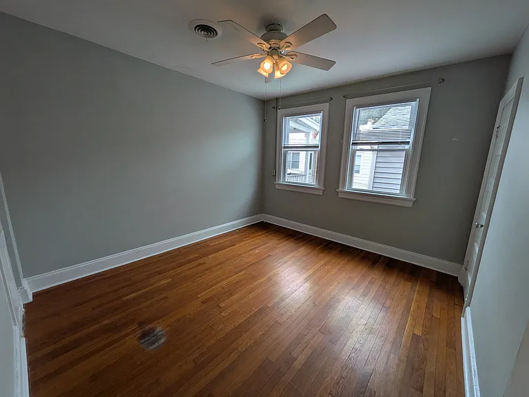 3302 Kensington Ave #3304 — Photo 12