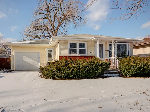 18634 Bernadine St, Lansing, IL 60438