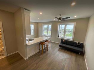 410 Lindell Blvd APT 6S, Long Beach, NY 11561