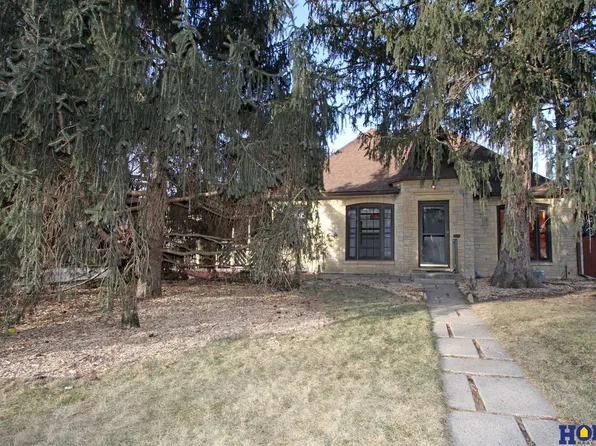 3205 S 28th St, Lincoln, NE 68502