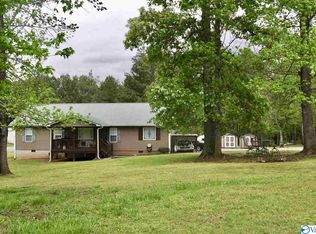 2021 Oak Grove Rd, New Hope, AL 35760