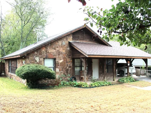 507 W 5th St, Broken Bow, OK 74728
