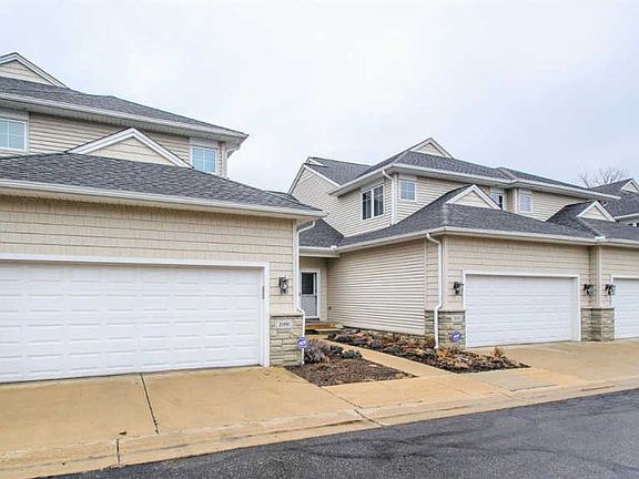 5th image of 2080 Liberty Hts