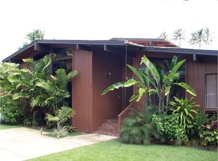 1430 Aalapapa Dr, Kailua, HI 96734