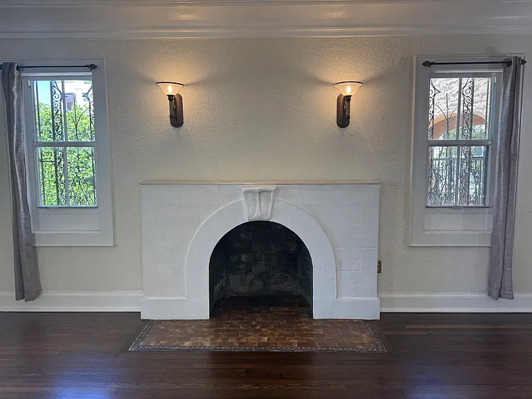 1769 SW 24th Ter — Photo 4