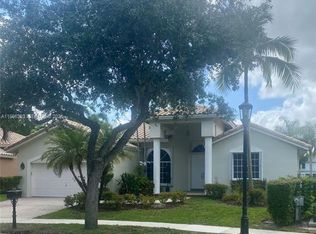 3066 Lakewood Cir #0, Weston, FL 33332