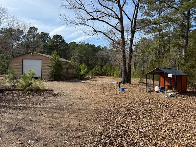 176 Old Fountain Rd — Photo 24